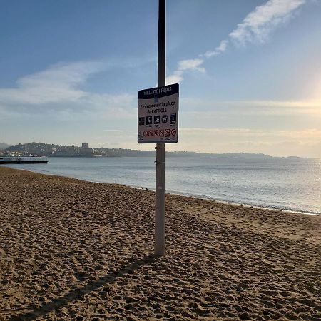 Port Frejus Est, Le Capitole, Studio 27M2, Vue Mer Kültér fotó